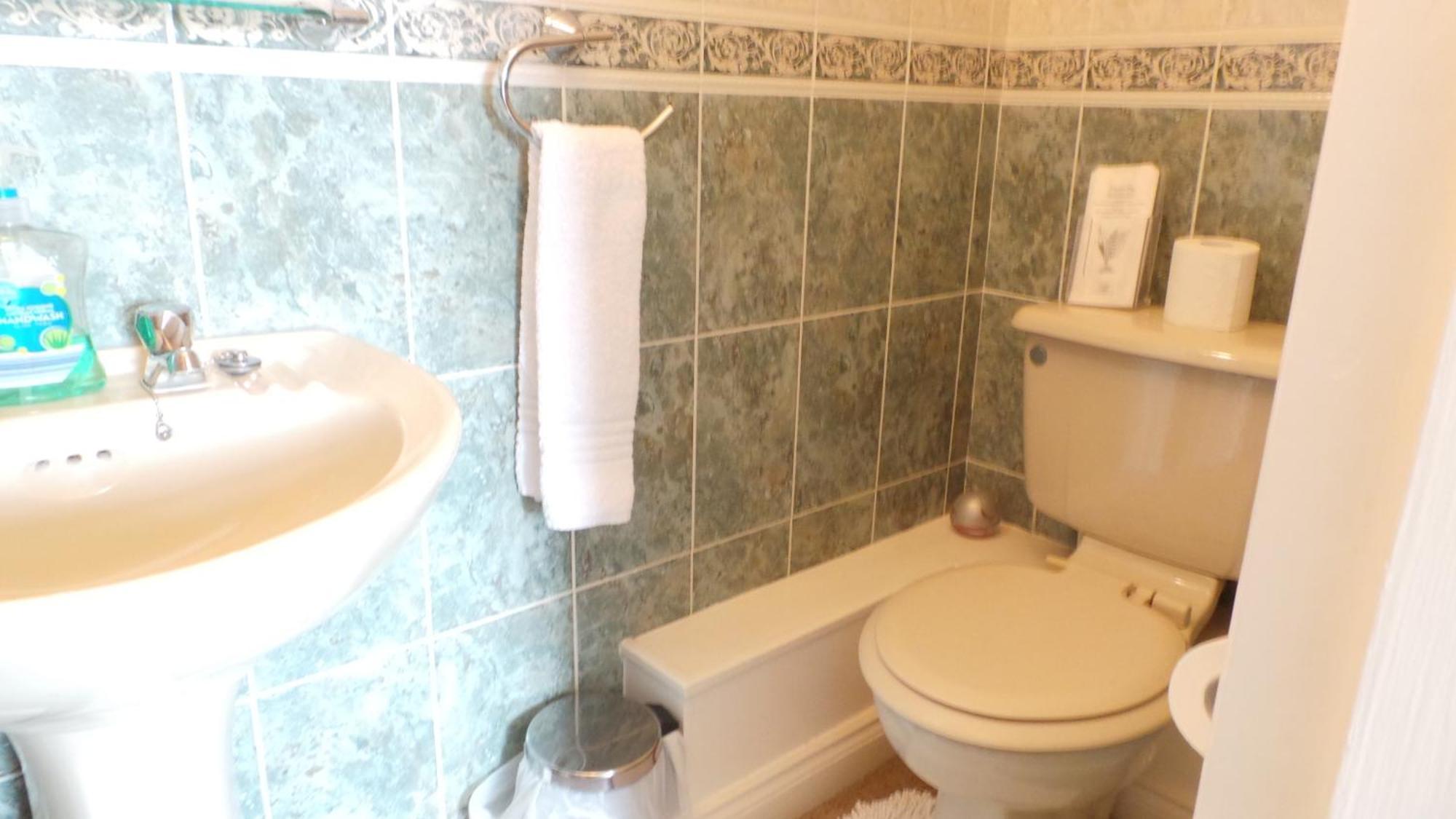 Tynedale Guest House Пенрит Экстерьер фото