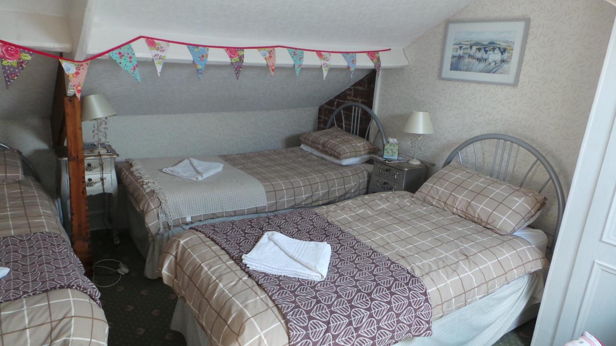 Tynedale Guest House Пенрит Экстерьер фото